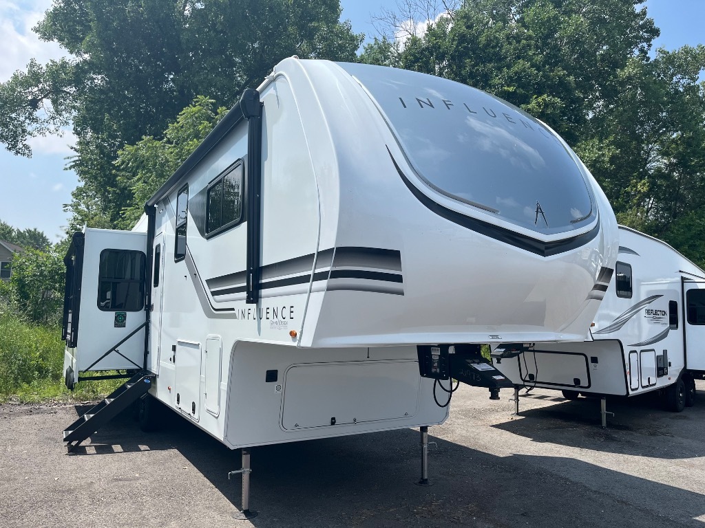 2026 Grand Design Influence 3003RL in north tonawanda NY