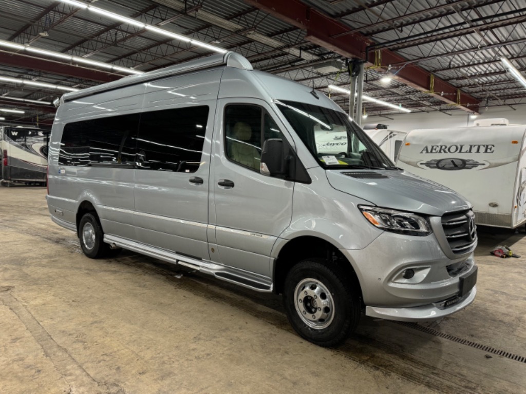 2025 Airstream INTERSTATE 24GT AWD in orchard park NY