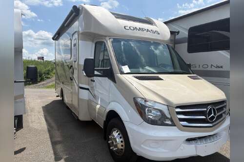 2019 Thor Motor Coach Compass 24TF in wind gap PA