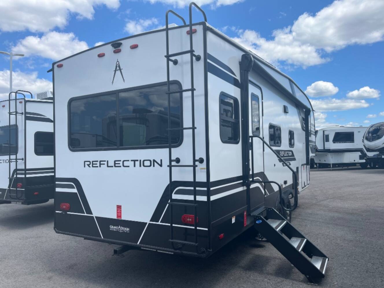 A photo of this 2026 Grand Design Reflection 150 Series 260RD