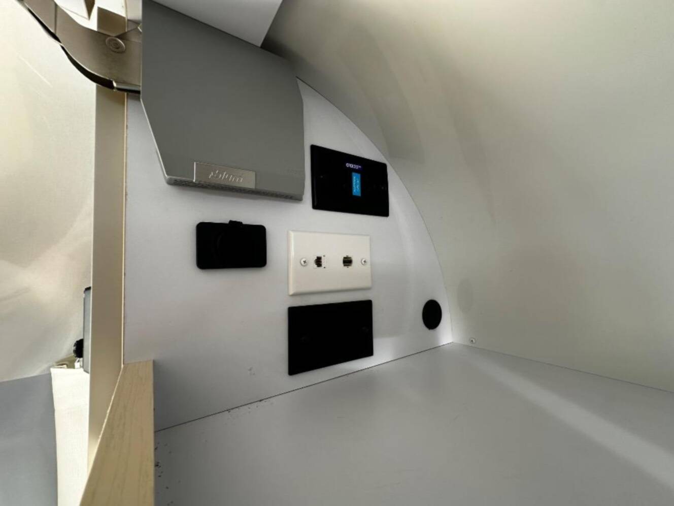 A photo of this 2026 Airstream Flying Cloud Twin Hatch with Lithium and Solar 27FB Twi