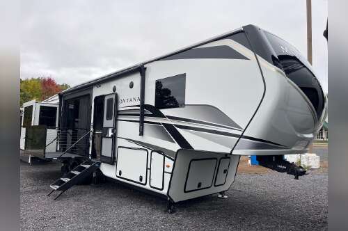 2025 Keystone Rv Montana 3532SP in wind gap PA