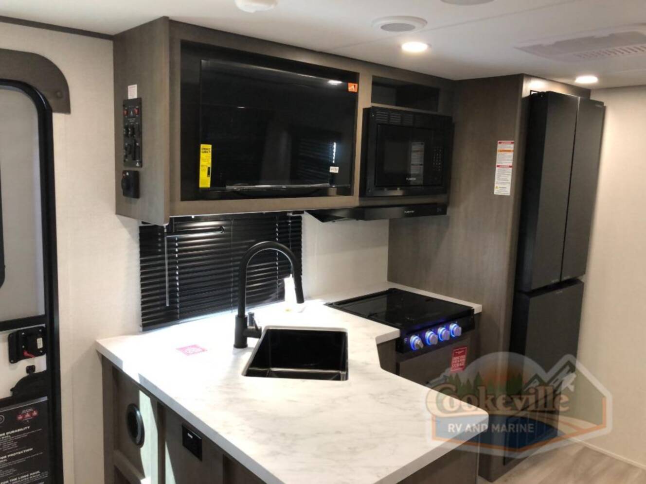 A photo of this 2026 Grand Design Transcend 325BHT