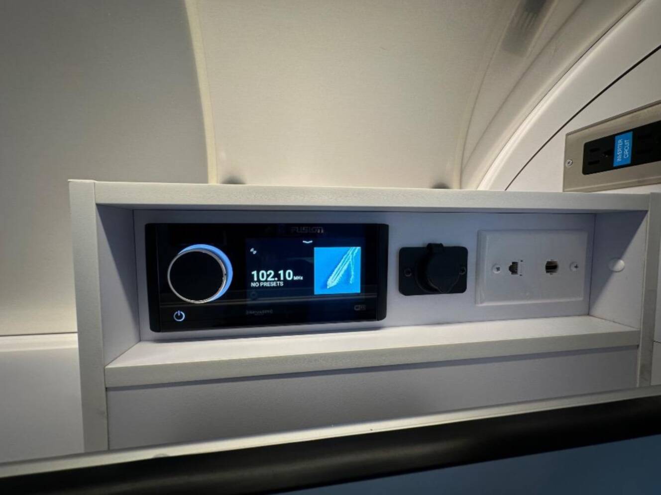 A photo of this 2026 Airstream Globetrotter 30RB with Solar and Lithium