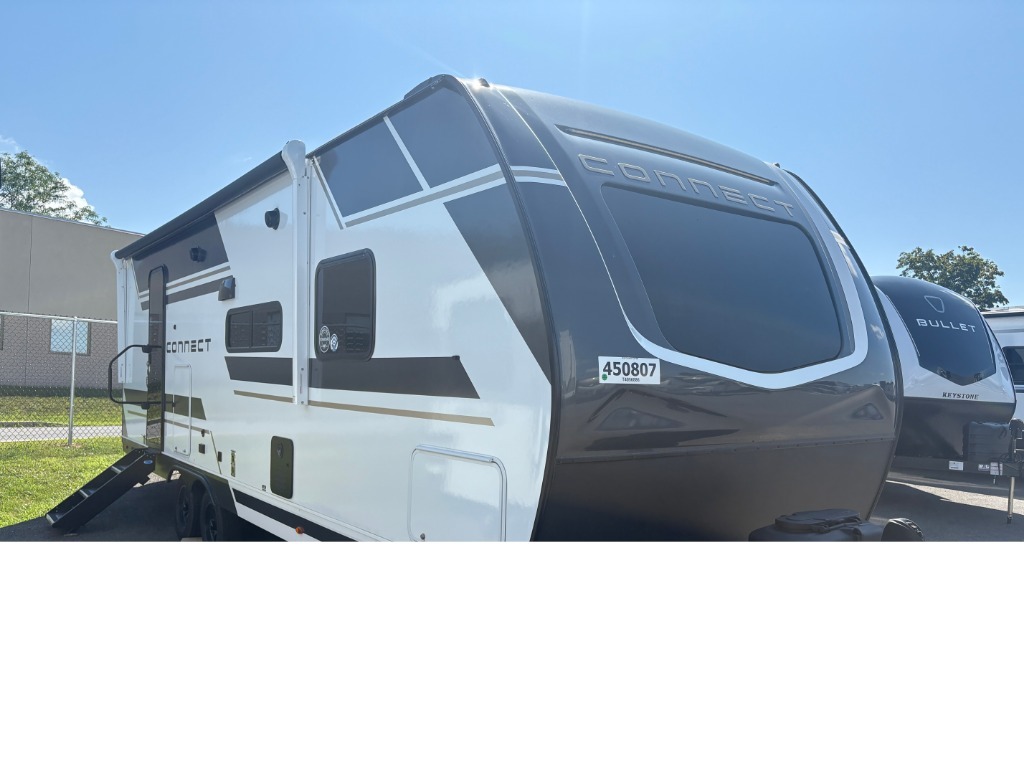 2026 Kz Connect C261RB in wind gap PA