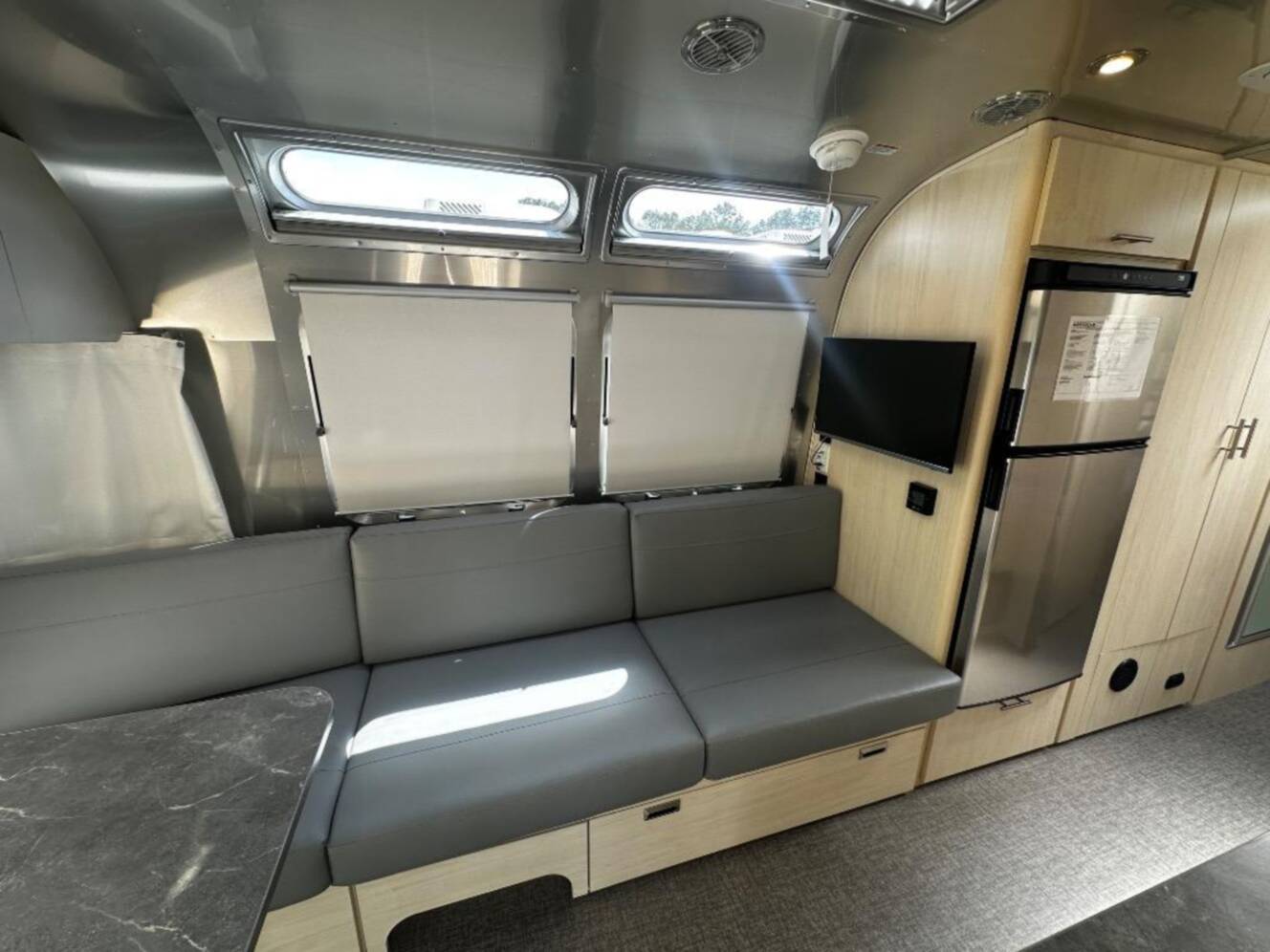 A photo of this 2026 Airstream Flying Cloud Twin Hatch with Lithium and Solar 27FB Twi