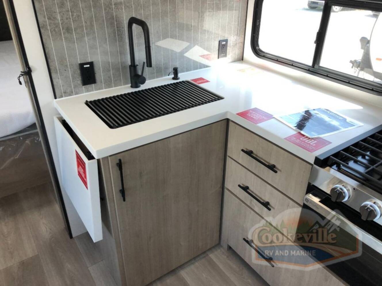 A photo of this 2026 Grand Design Imagine 2800BH