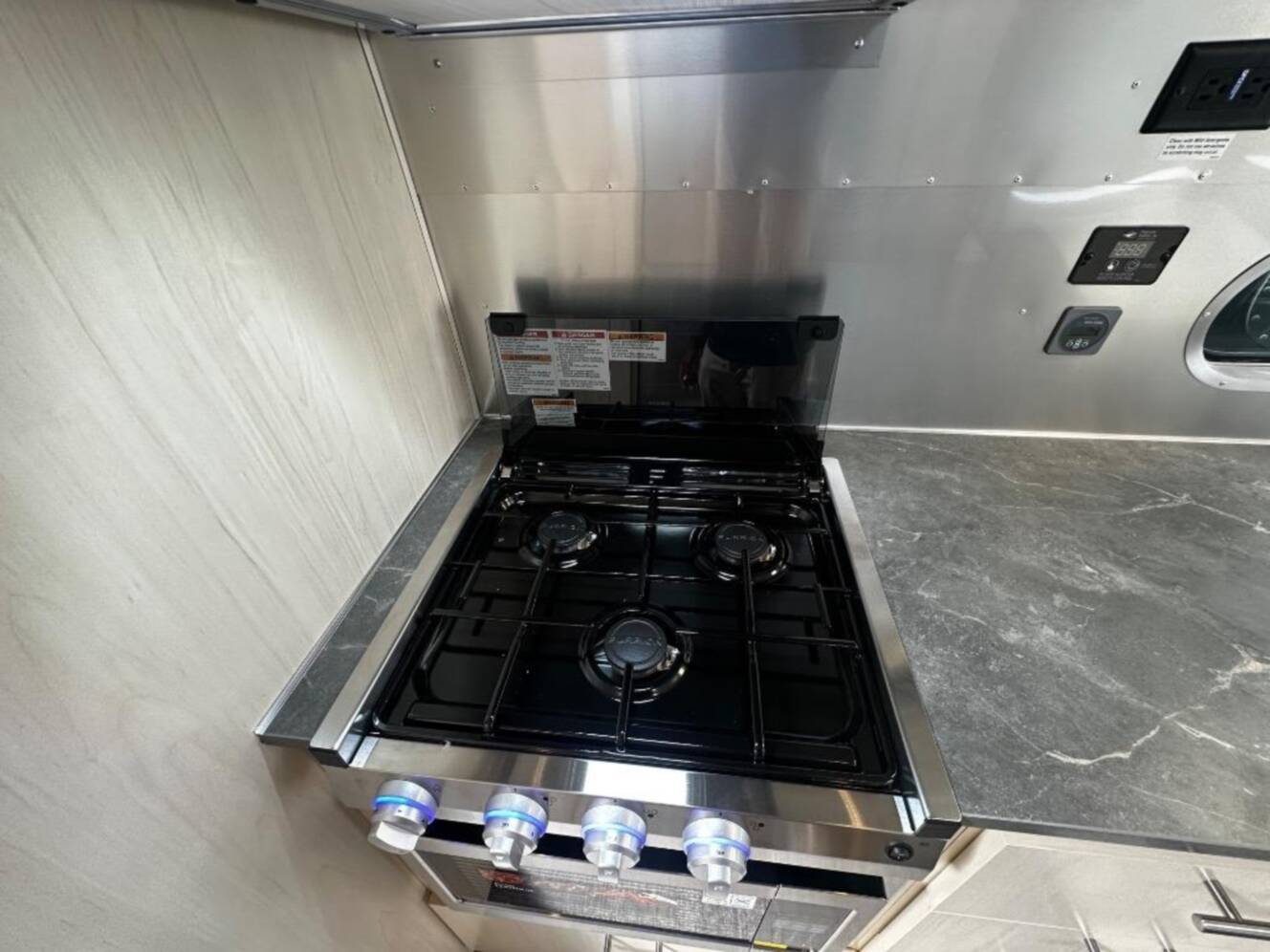 A photo of this 2026 Airstream Flying Cloud Twin Hatch with Lithium and Solar 27FB Twi