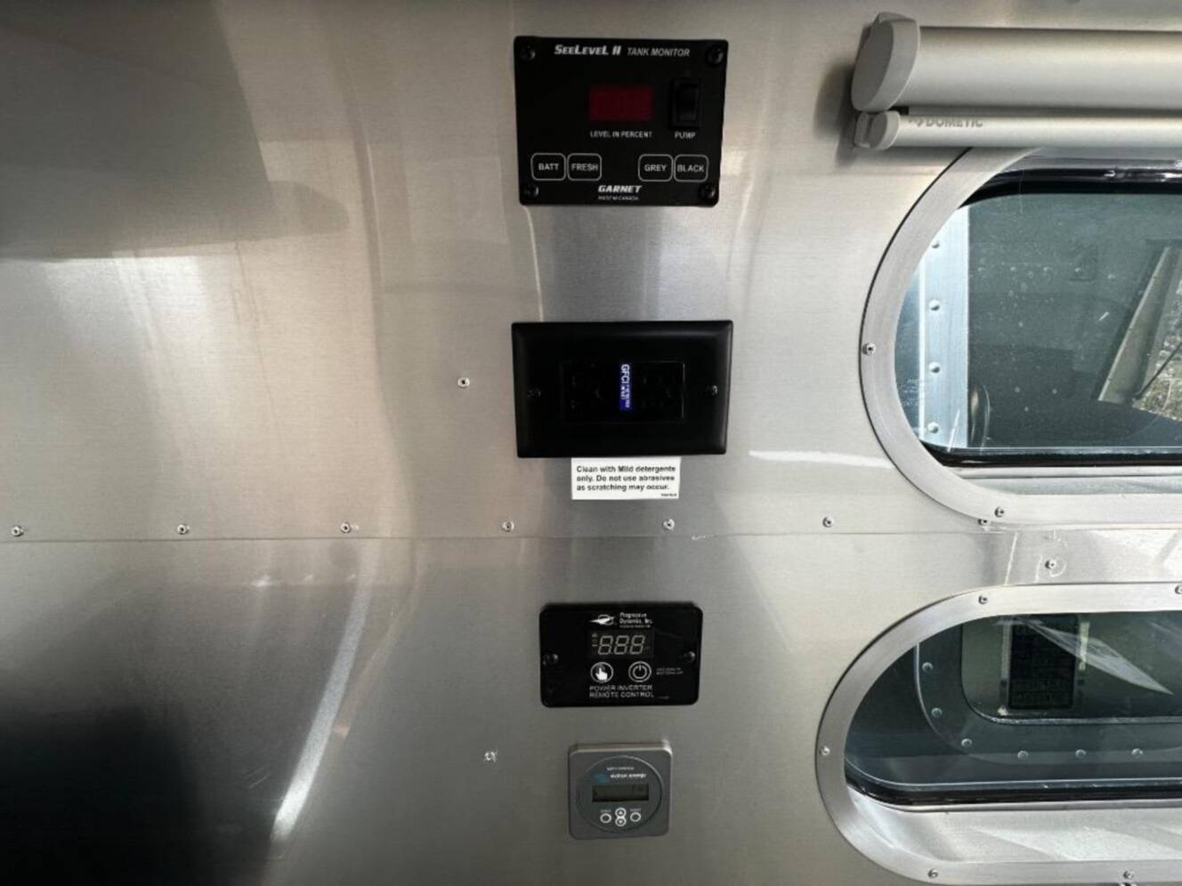 A photo of this 2026 Airstream Flying Cloud Twin Hatch with Lithium and Solar 27FB Twi