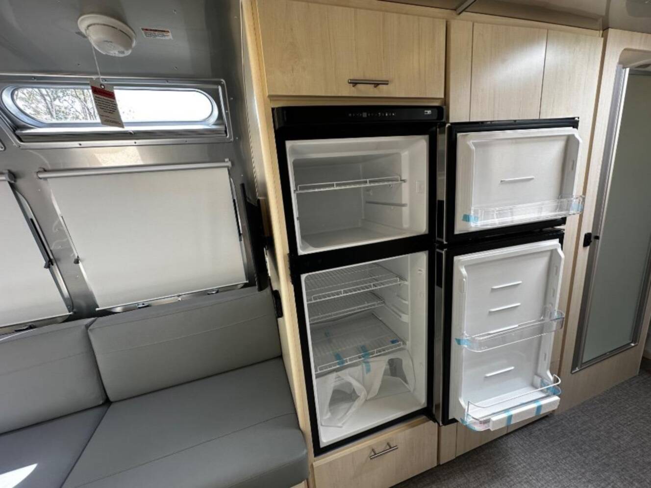 A photo of this 2026 Airstream Flying Cloud Twin Hatch with Lithium and Solar 27FB Twi