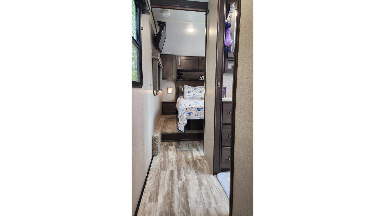 A photo of this 2021 Grand Design REFLECTION 150 SERIES 260RD