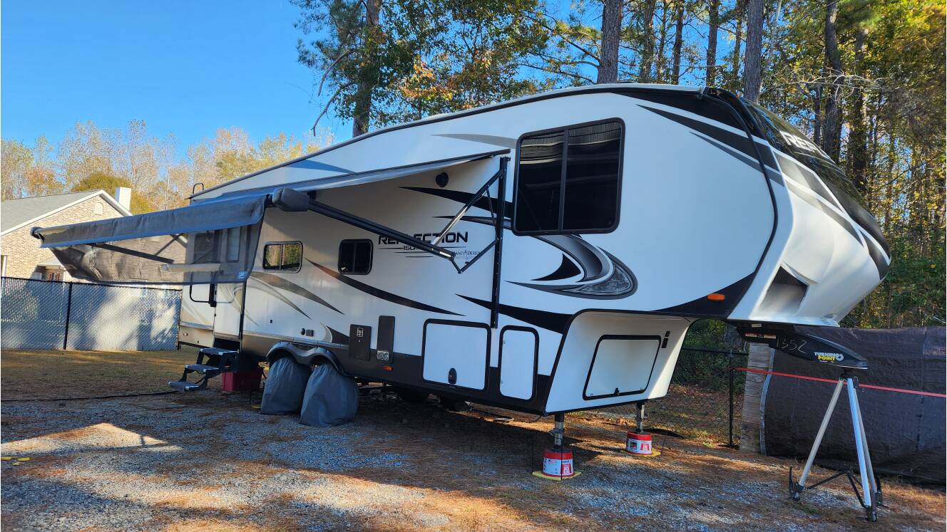 A photo of this 2021 Grand Design REFLECTION 150 SERIES 260RD
