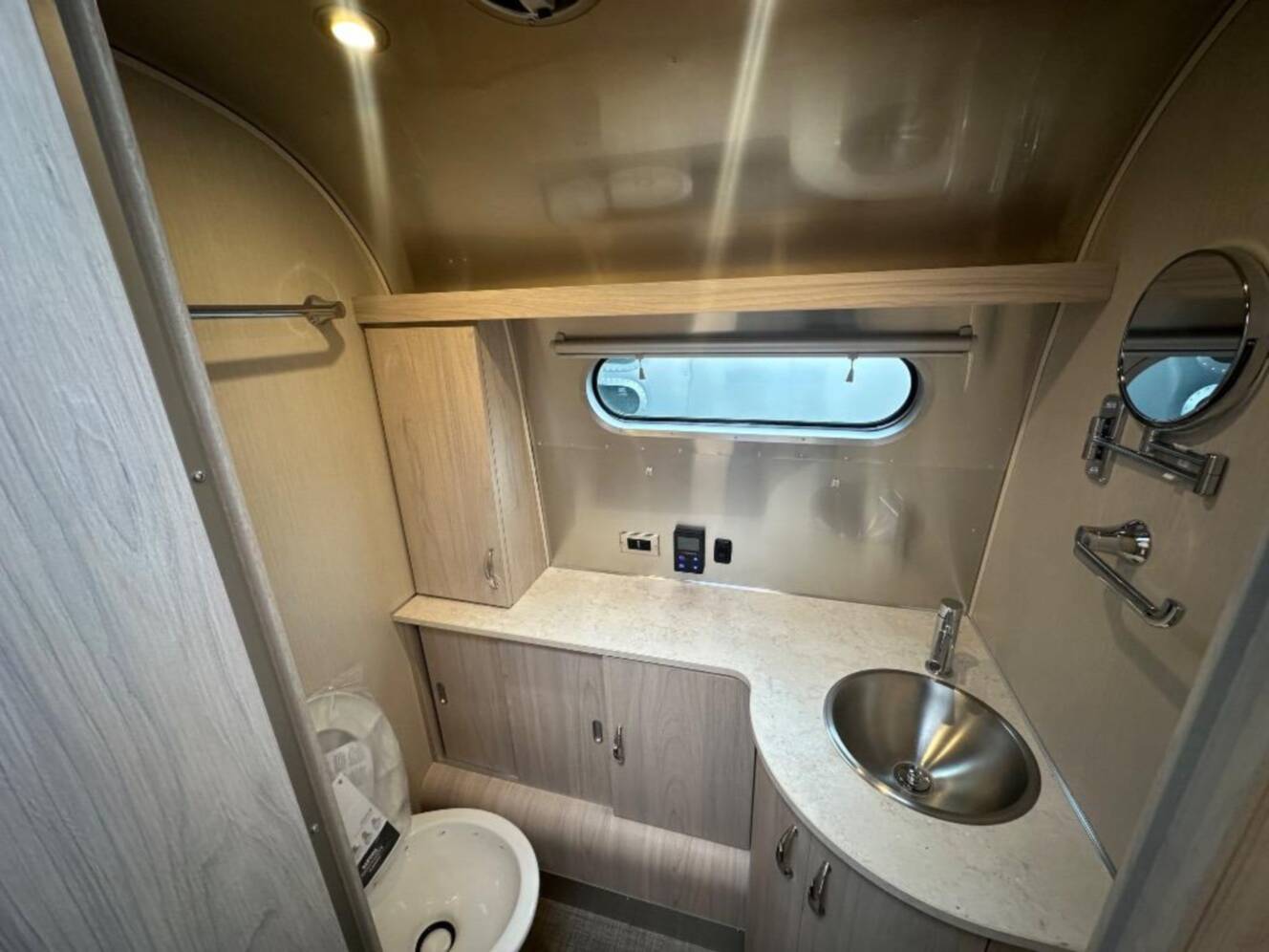 A photo of this 2026 Airstream Globetrotter 30RB with Solar and Lithium