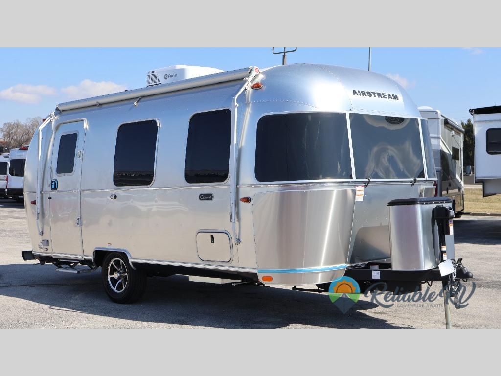 2026 Airstream Caravel 22FB RV