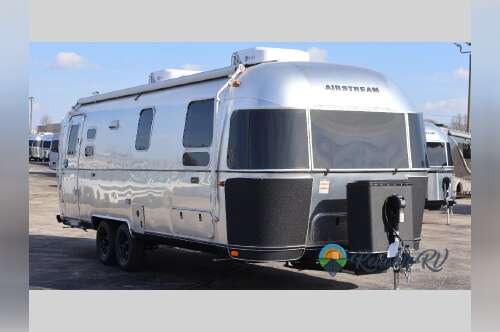 2026 Airstream Flying Cloud 27FB Twin in springfield MO
