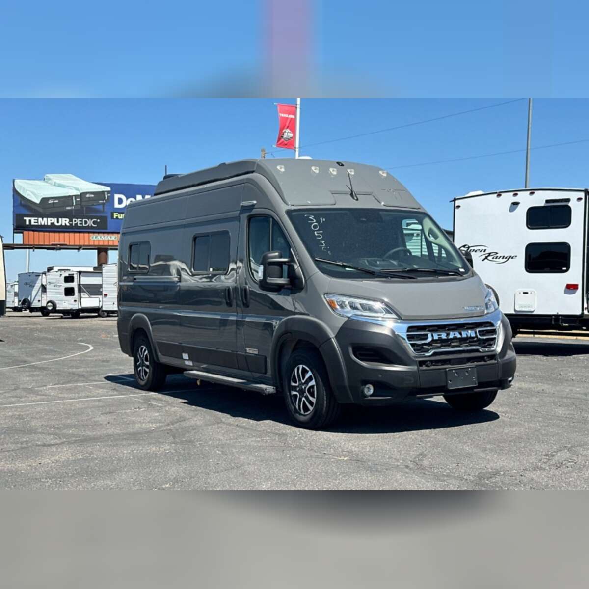 2026 Winnebago Solis 59P