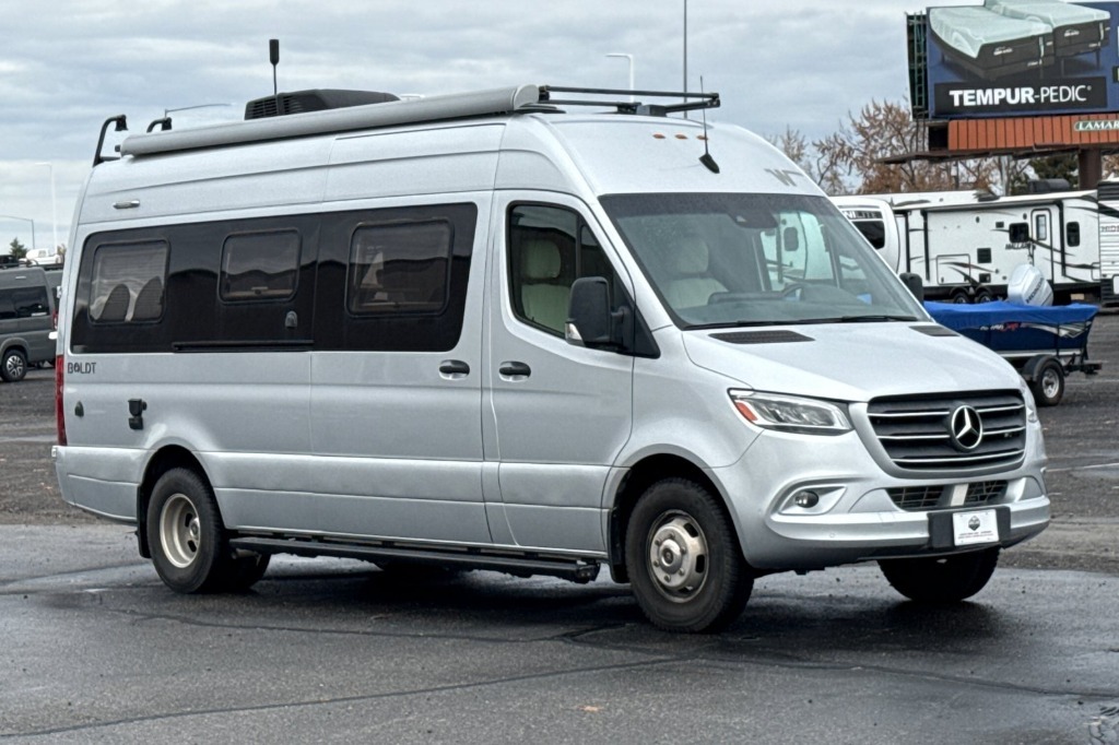 2020 Winnebago Boldt M-70BL in boise ID