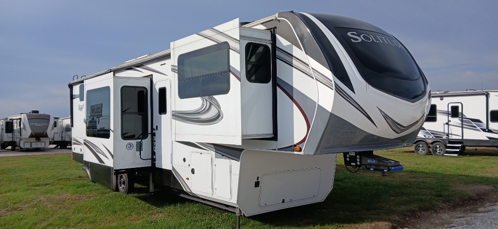 2023 Grand Design Solitude 382WB R in carthage MO