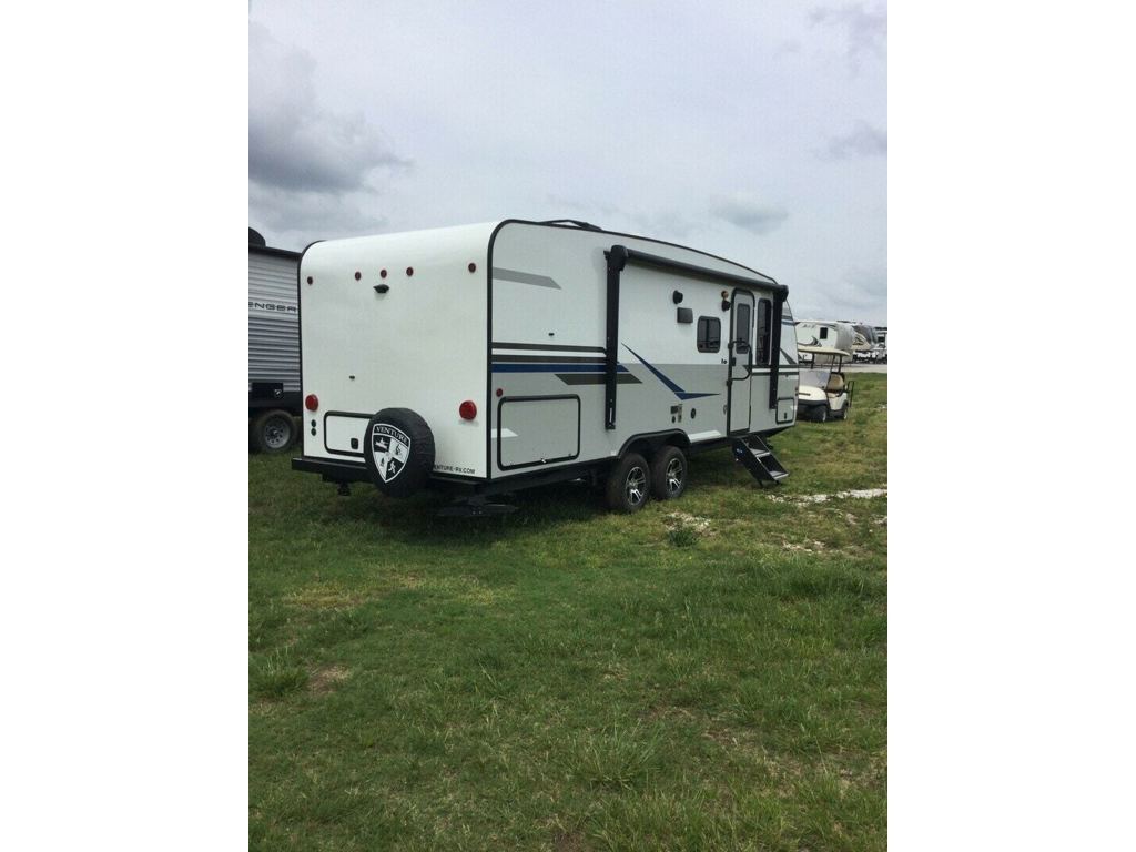 2021 Venture Rv Sonic SN211VDB in carthage MO