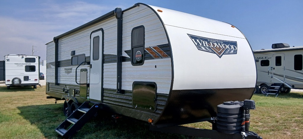 2024 Forest River Rv Wildwood 28DBUD in carthage MO