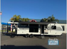 5 RV Models with an Amazing Outdoor Kitchen image