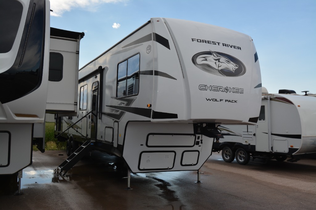 2026 Forest River Rv Cherokee Wolf Pack 350PACK15 in summerset SD
