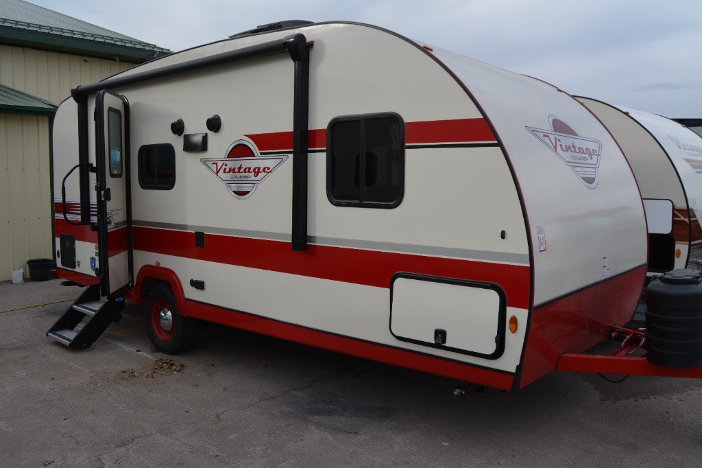 2026 Gulf Stream Rv Vintage Cruiser 19CSK in summerset SD