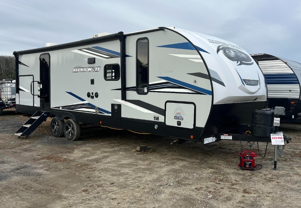 2022 Forest River Rv Cherokee Alpha Wolf 26RB-L in manchester ME