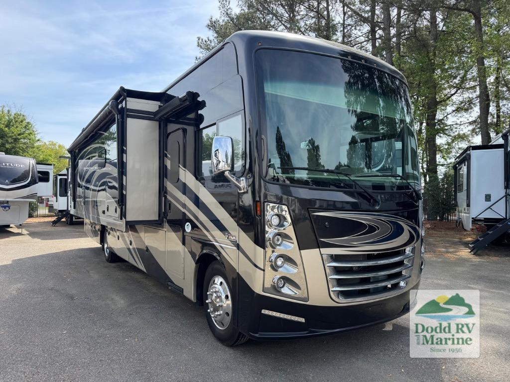 2019 Thor Motor Coach Challenger 37FH in yorktown VA