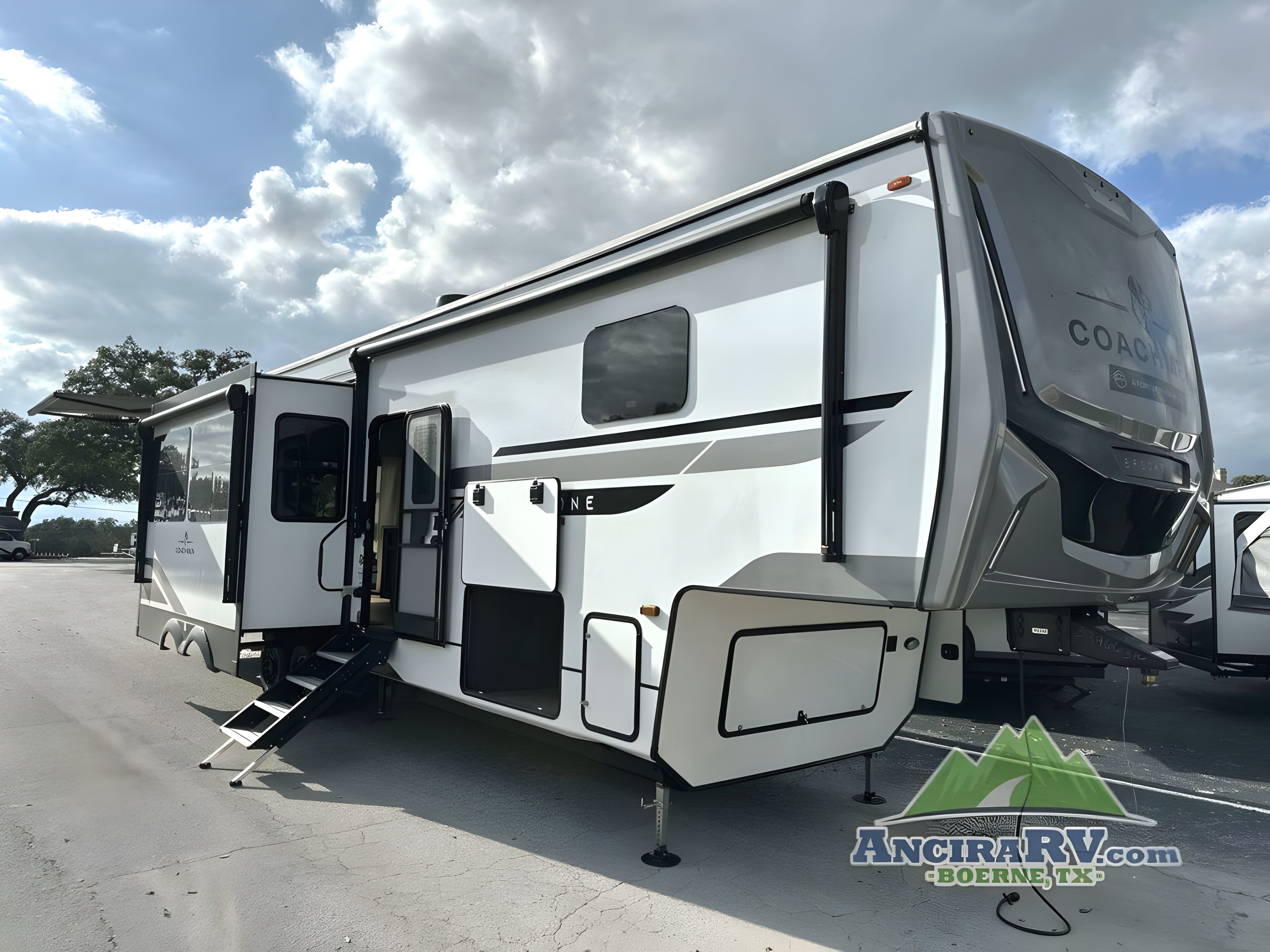 2025 Coachmen Rv Brookstone 318RLL in boerne TX