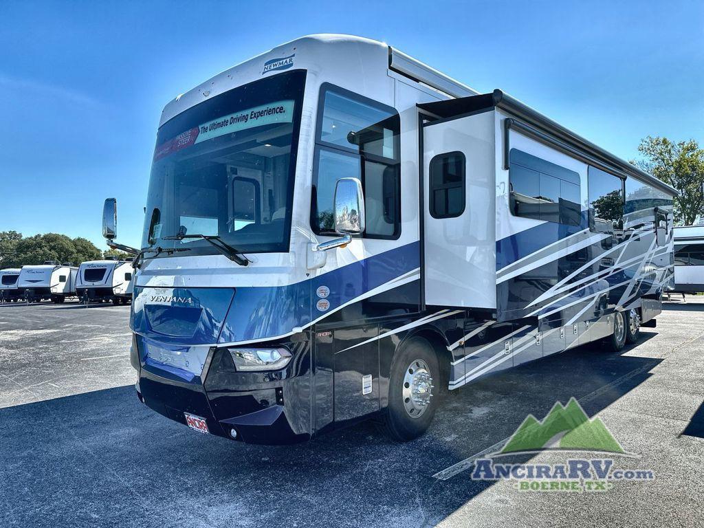 2025 Newmar Ventana 4369 in boerne TX