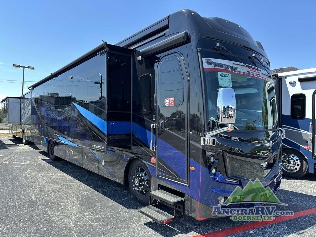2026 Fleetwood Rv Discovery LXE 40M in boerne TX