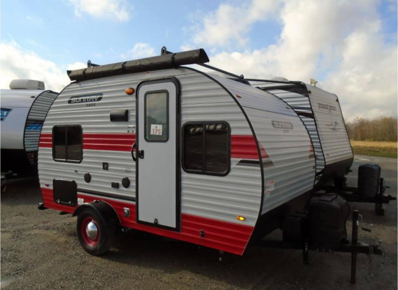 A photo of this 2022 Sunset Park Rv Sunray Classic 149
