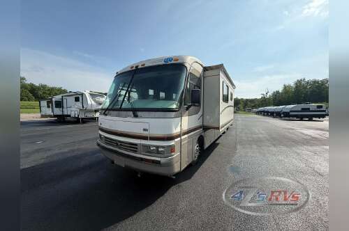 1996 Holiday Rambler Endeavor 37CD in peru IN