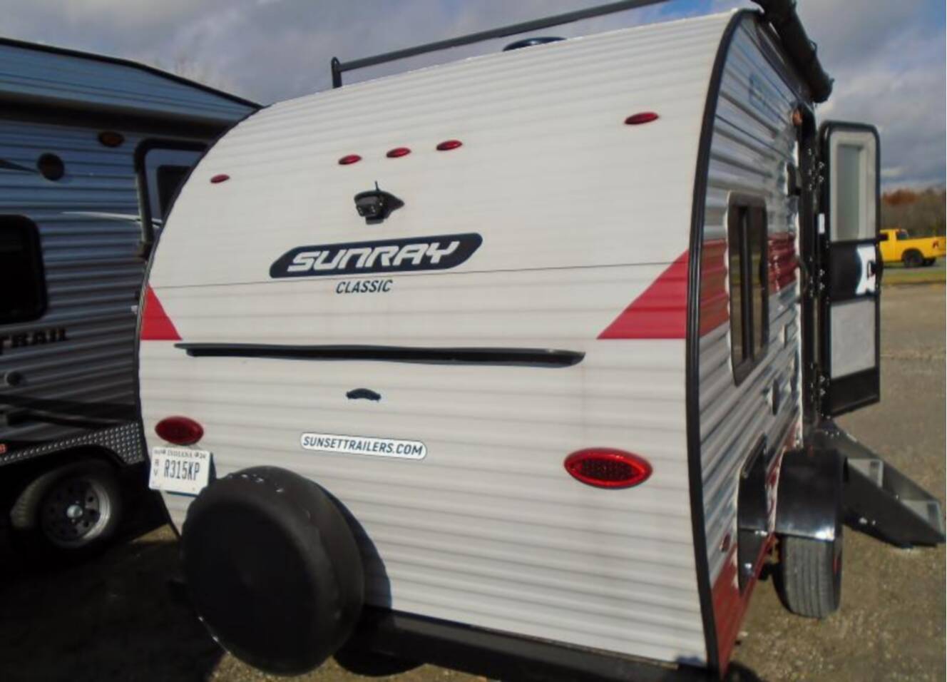A photo of this 2022 Sunset Park Rv Sunray Classic 149