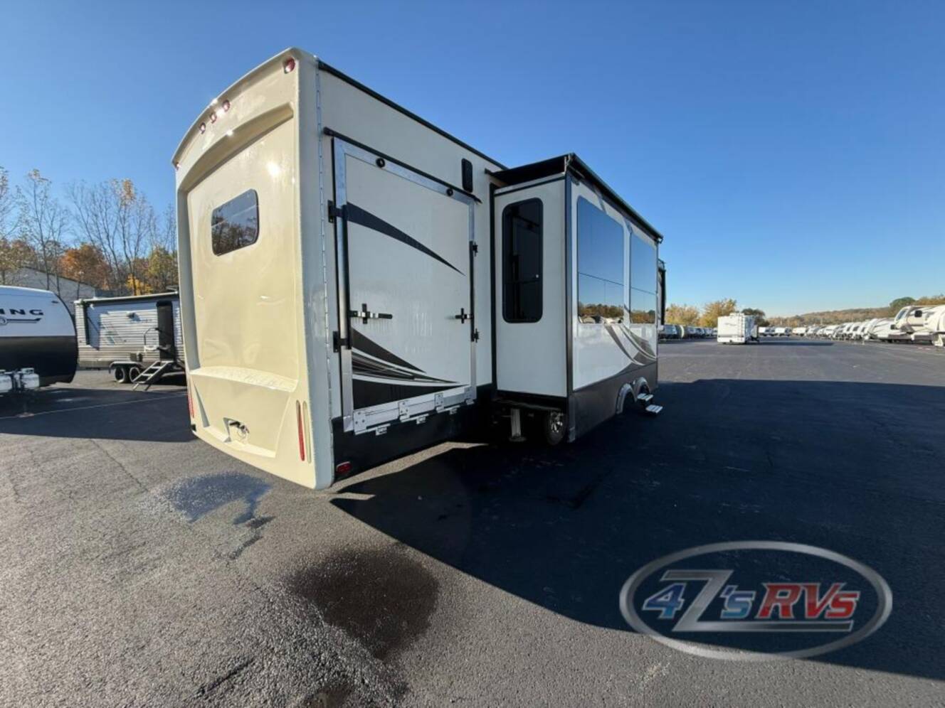 A photo of this 2016 Keystone Rv Alpine 3900RE
