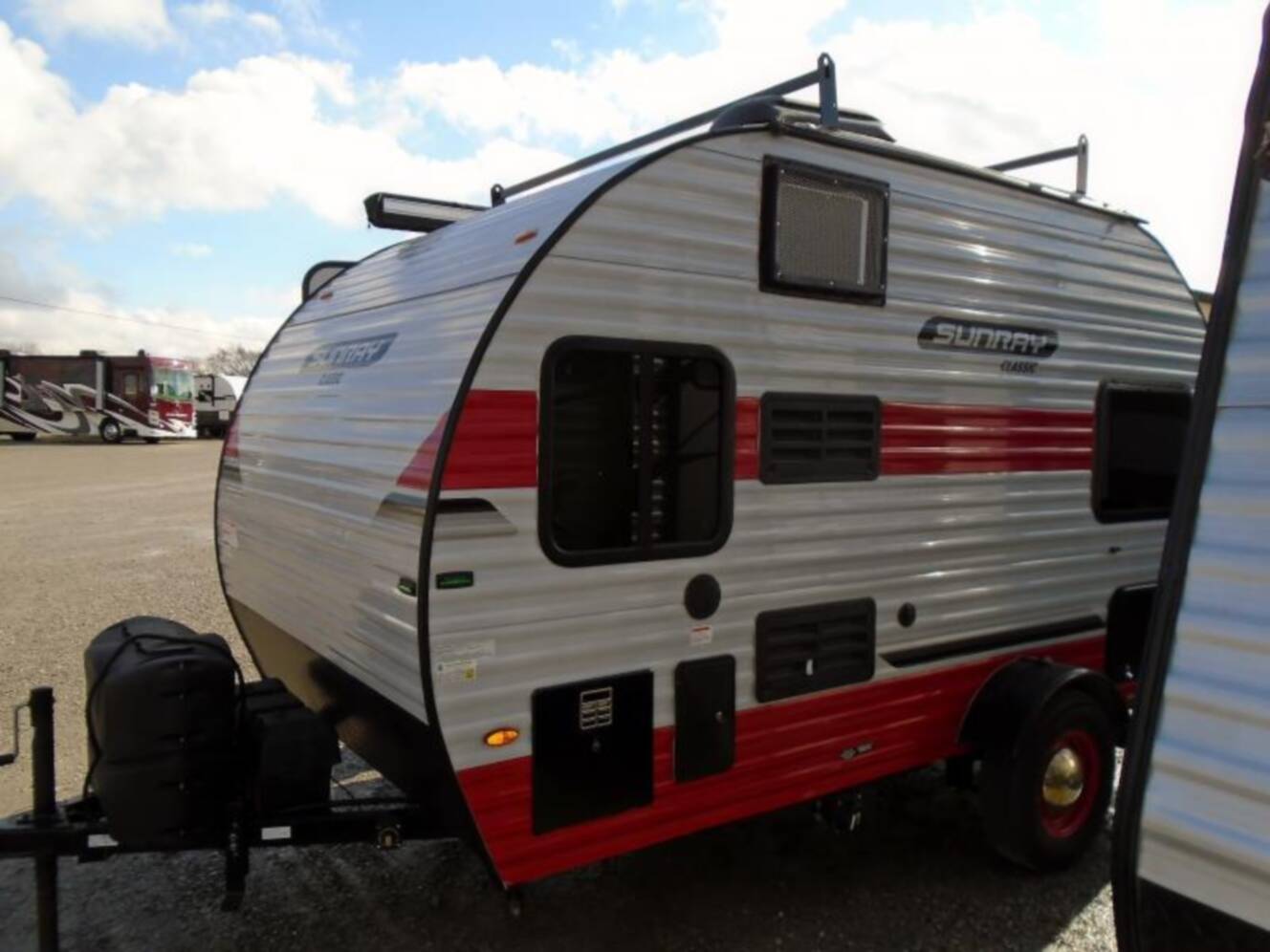 A photo of this 2022 Sunset Park Rv Sunray Classic 149