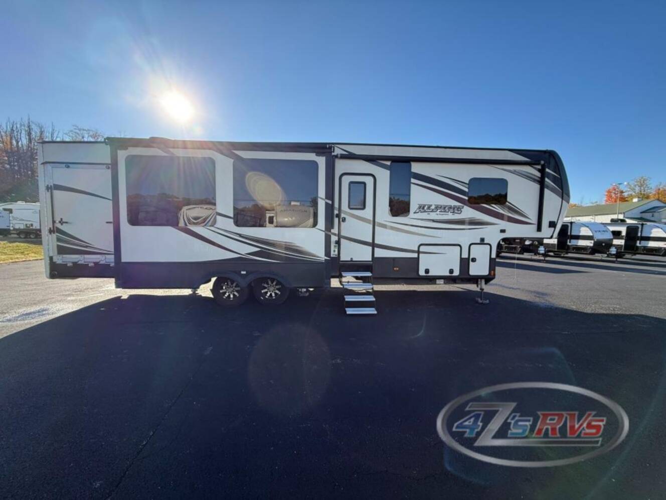 A photo of this 2016 Keystone Rv Alpine 3900RE
