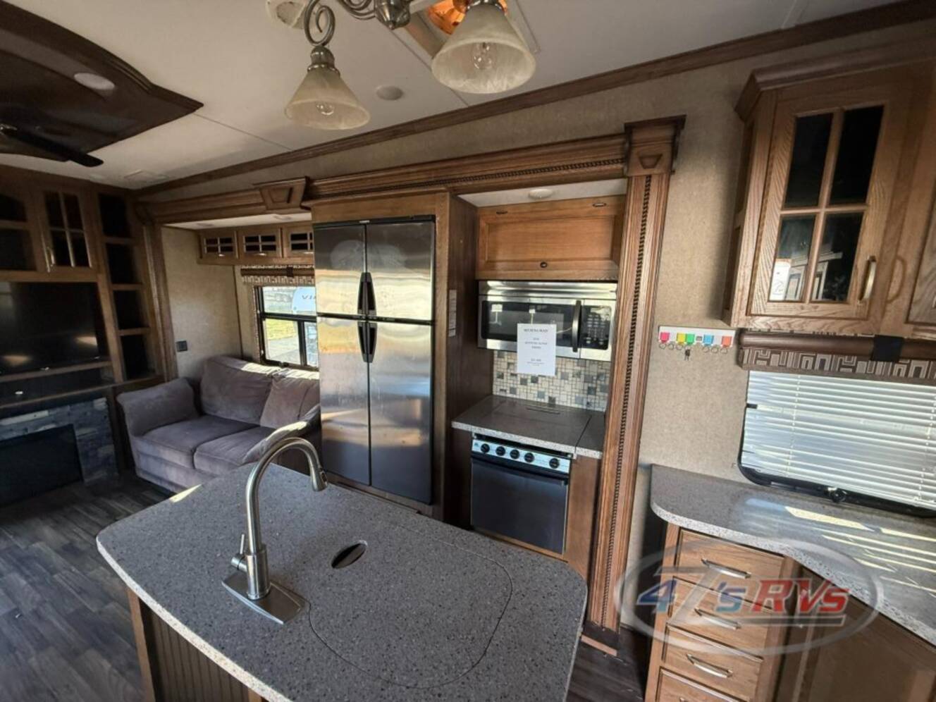 A photo of this 2016 Keystone Rv Alpine 3900RE