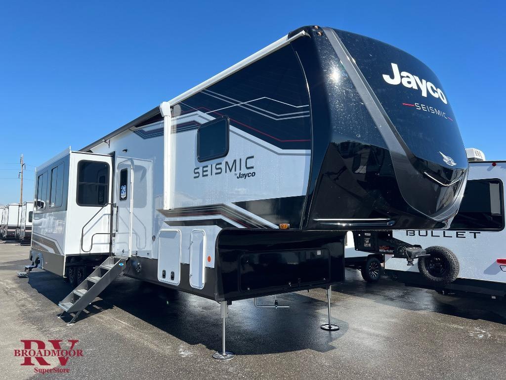 2026 Jayco Seismic 395 in pasco WA