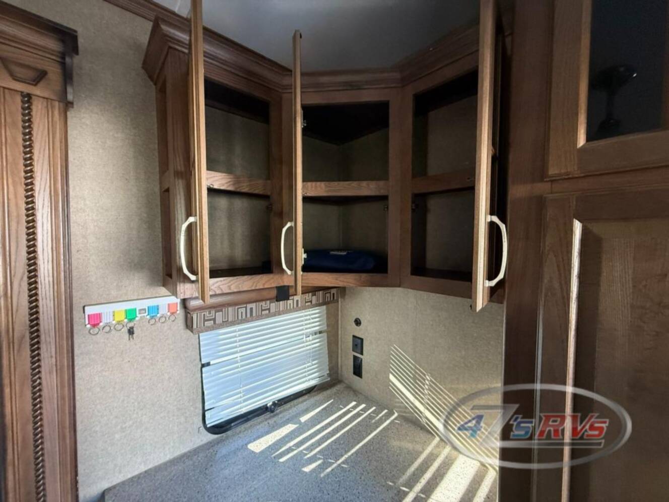 A photo of this 2016 Keystone Rv Alpine 3900RE