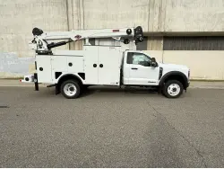 2025 FORD F550