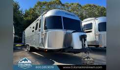 2026 Airstream Classic 30RBQ Queen RV