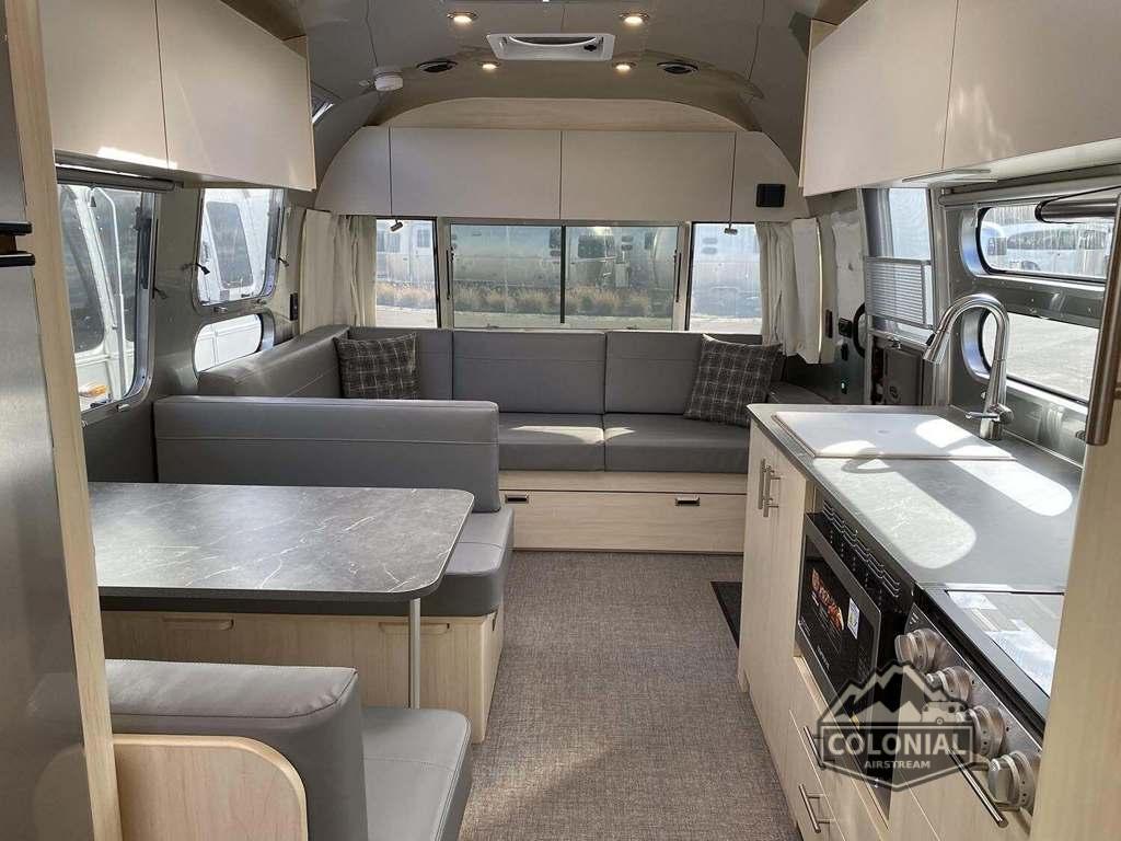 2025 Airstream Flying Cloud 30RBQ Queen in millstone township NJ