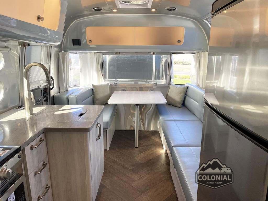 2025 Airstream International 25FBT Twin in millstone township NJ