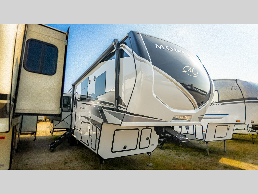 2025 Keystone Rv Montana 3231CK in dewitt MI