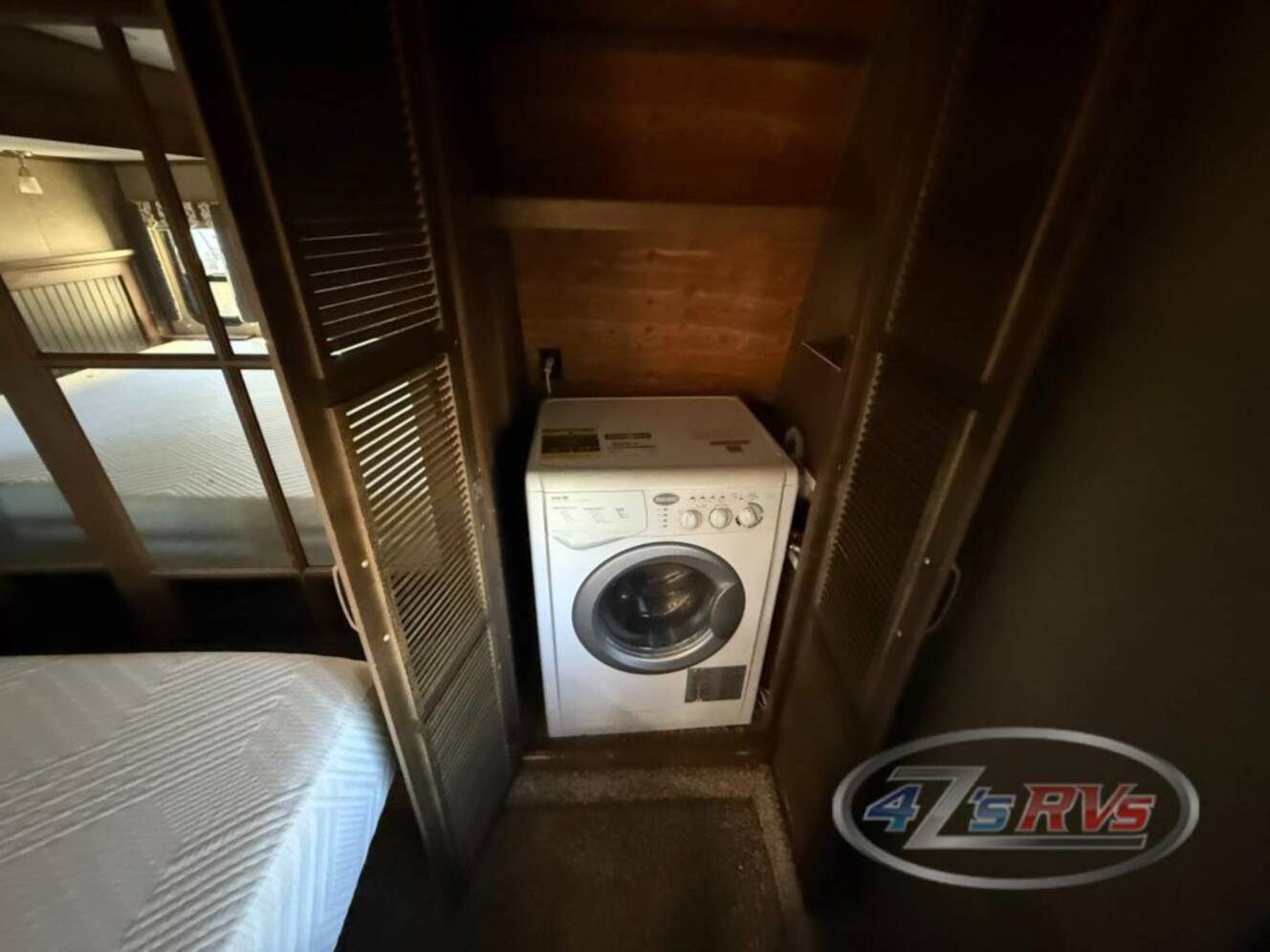 A photo of this 2016 Keystone Rv Alpine 3900RE