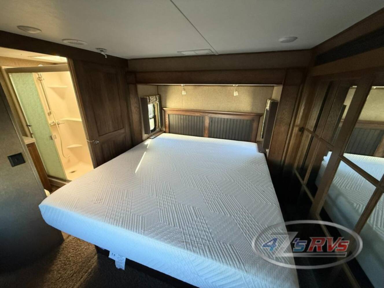 A photo of this 2016 Keystone Rv Alpine 3900RE