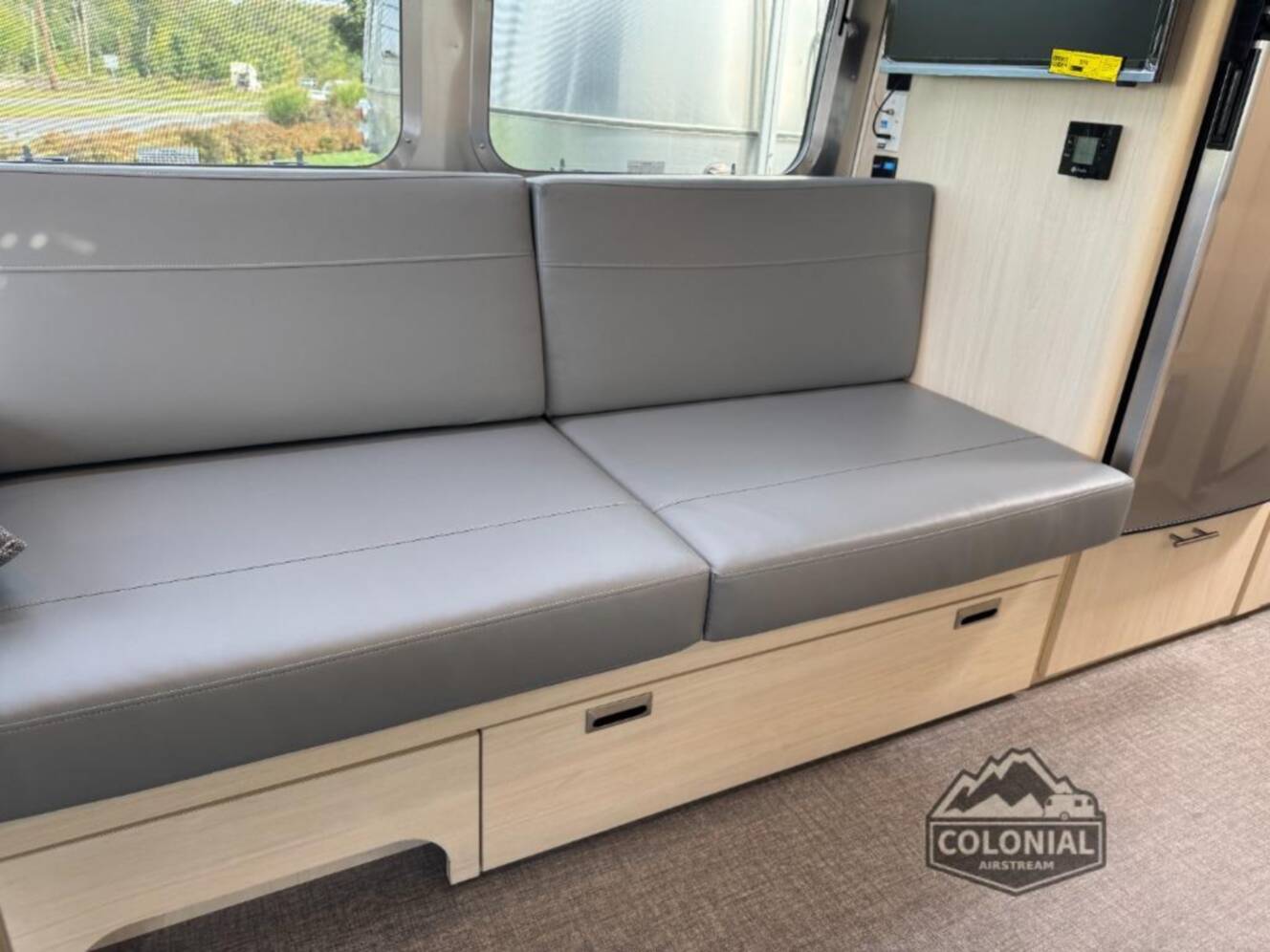 A photo of this 2026 Airstream Flying Cloud 27FBQ Queen Hatch