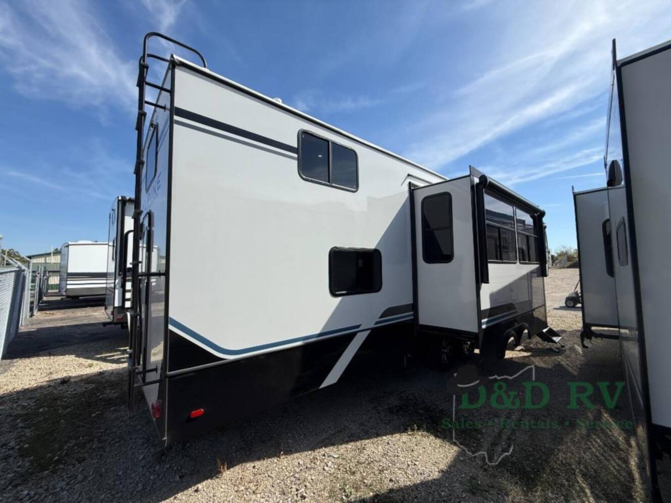 A photo of this 2026 Keystone Rv Alpine Avalanche Edition 390DS